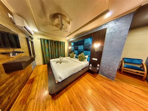 Newly Updated King Studio @ K2 Inn .